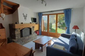 Joli triplex 3 étoiles, avec jardin et cheminée